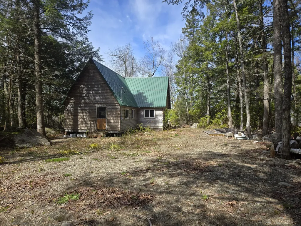 146 Thoroughfare Road Island Falls ME 04747