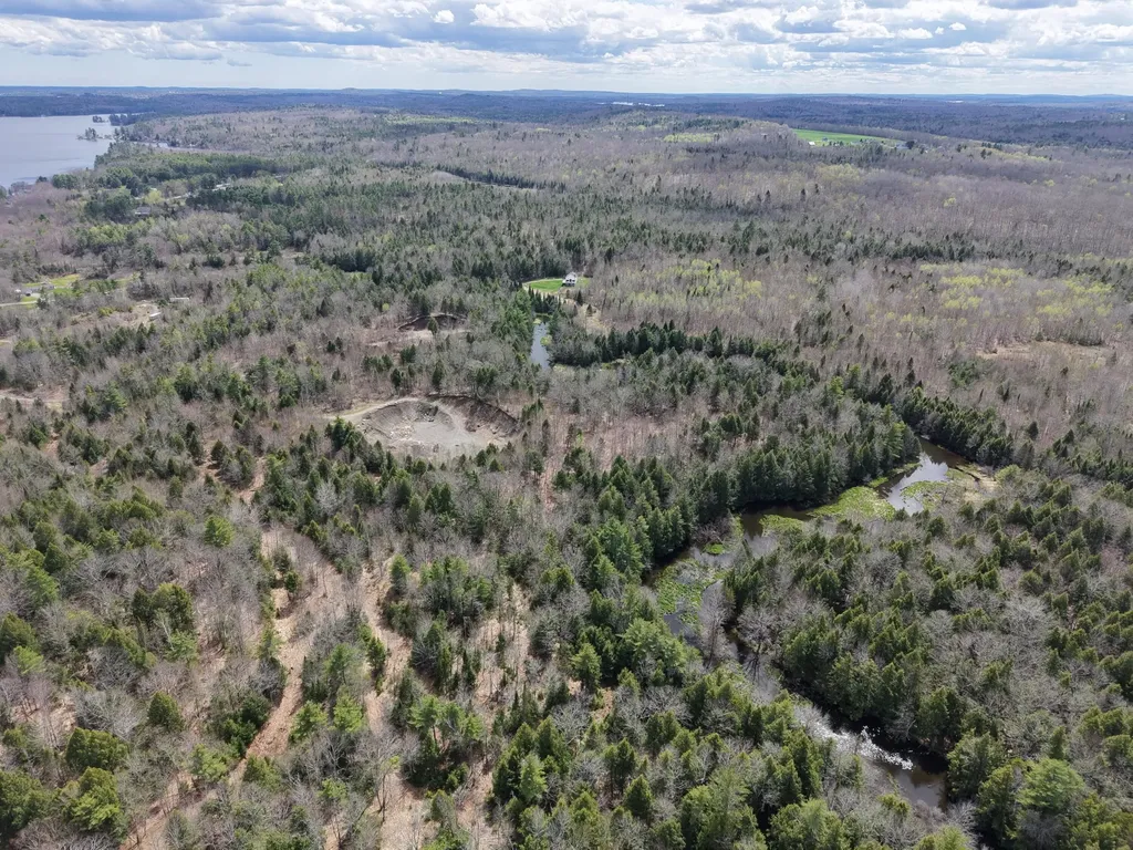 88 Nelson Road Vassalboro ME 04989
