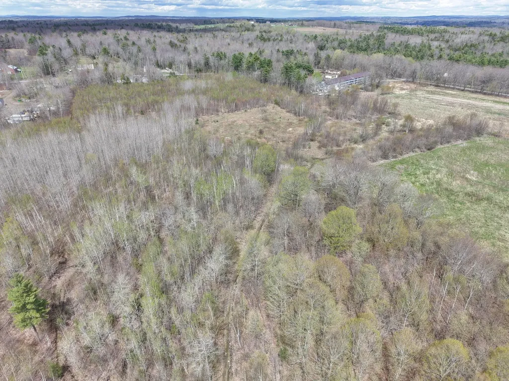 88 Nelson Road Vassalboro ME 04989