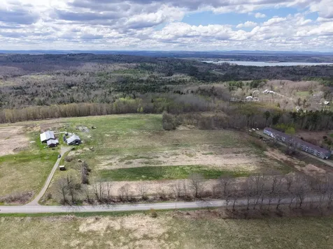 88 Nelson Road Vassalboro ME 04989