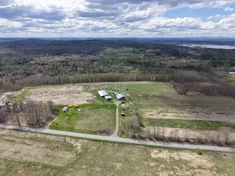 88 Nelson Road Vassalboro ME 04989