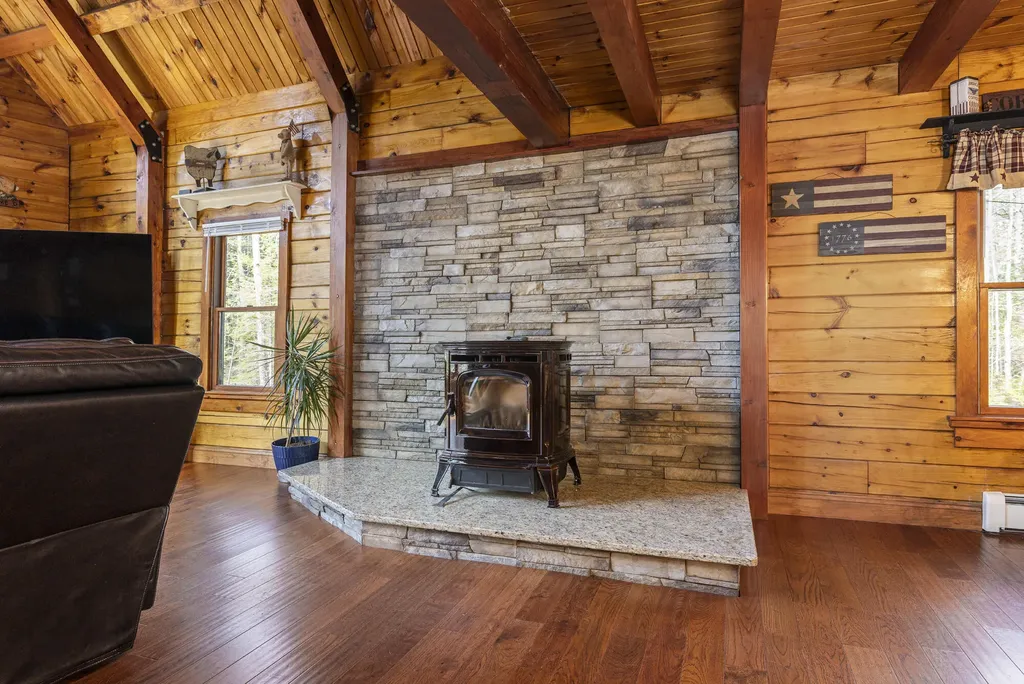 159 Henry Hill Road Buxton ME 04093