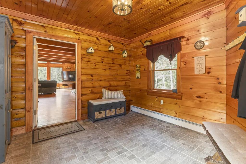 159 Henry Hill Road Buxton ME 04093