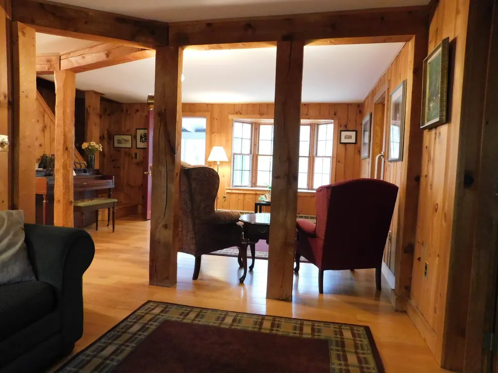 15 Lakeview Drive New Gloucester ME 04260