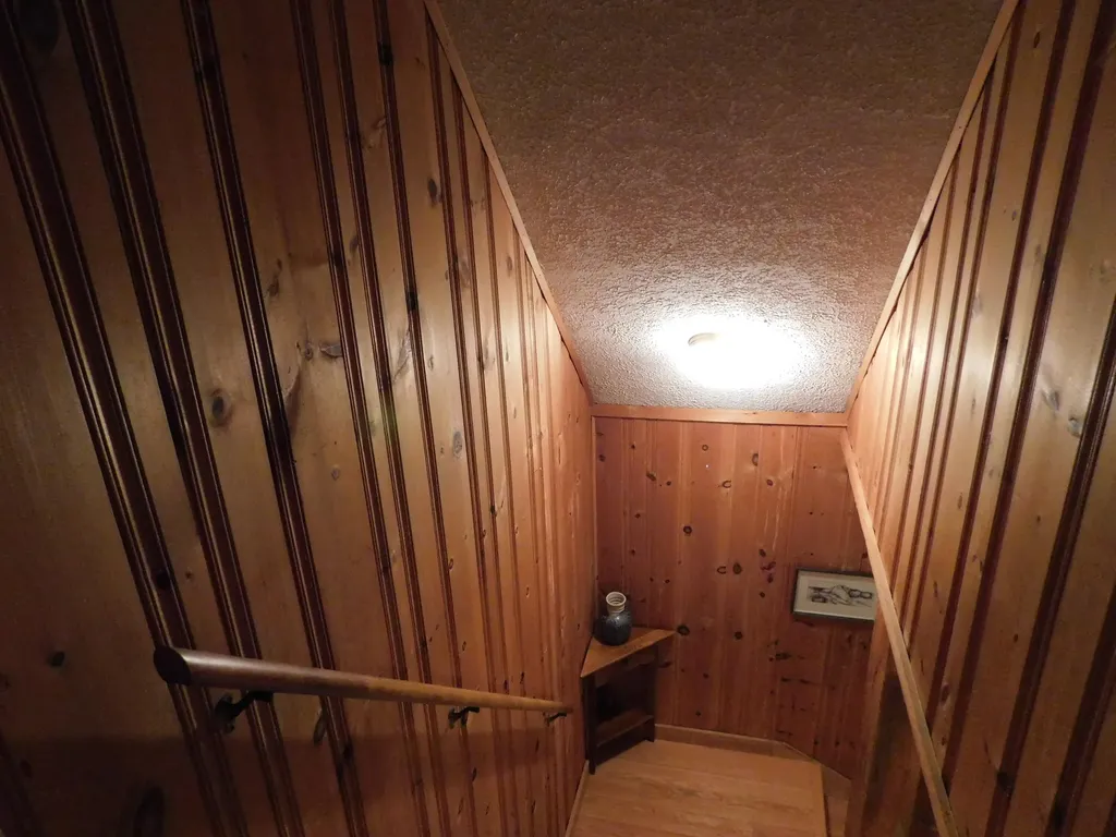 15 Lakeview Drive New Gloucester ME 04260