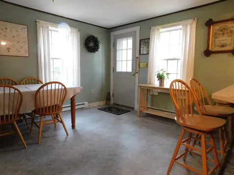 15 Lakeview Drive New Gloucester ME 04260