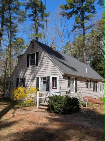 15 Lakeview Drive New Gloucester ME 04260