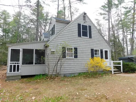 15 Lakeview Drive New Gloucester ME 04260