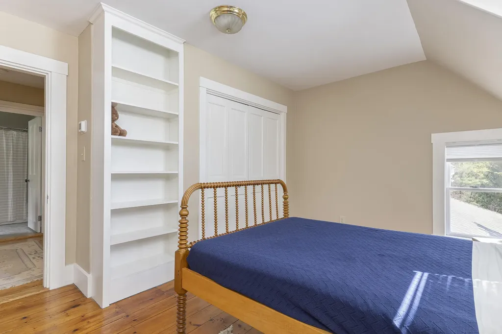 107 Baston Road North Yarmouth ME 04097