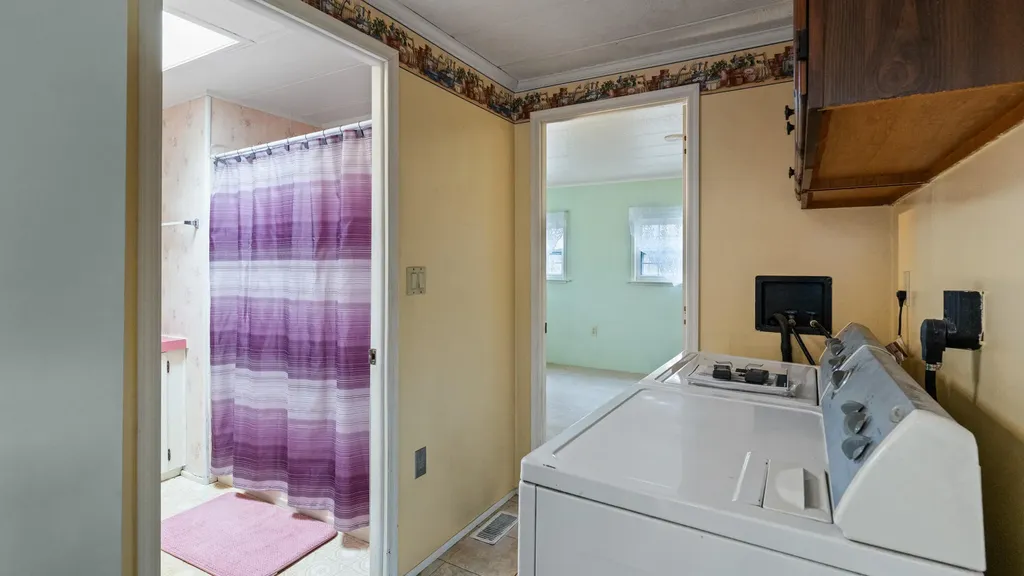 5 Westside Sebago Standish ME 04084