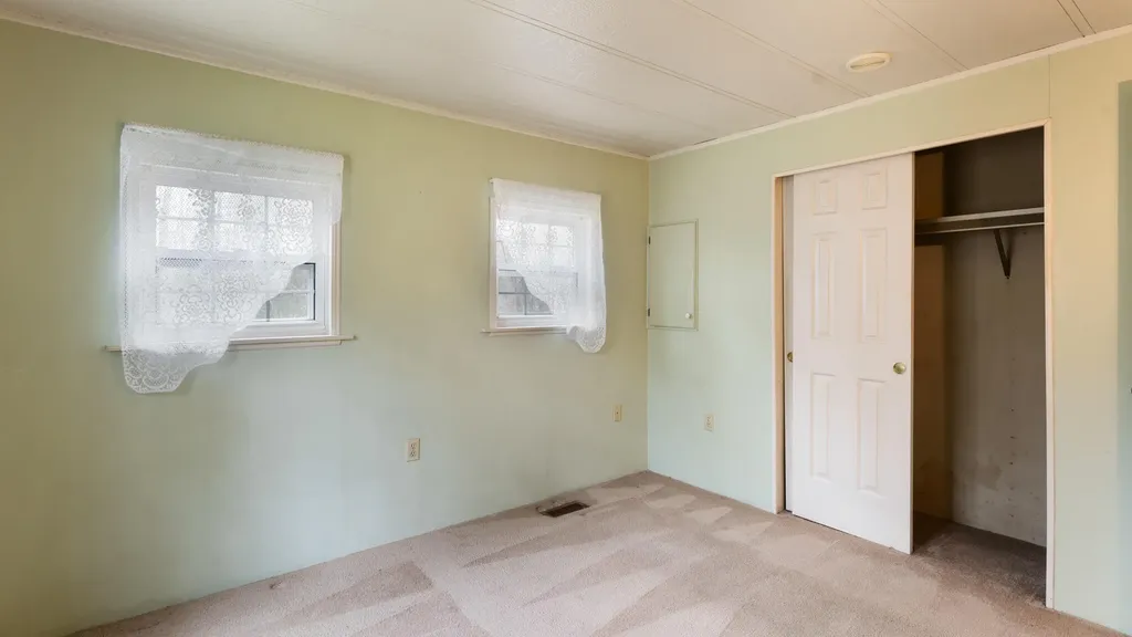 5 Westside Sebago Standish ME 04084