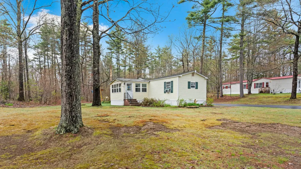 5 Westside Sebago Standish ME 04084
