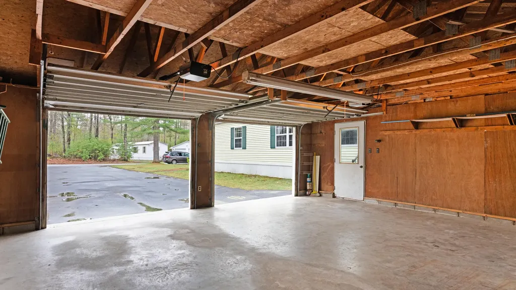 5 Westside Sebago Standish ME 04084