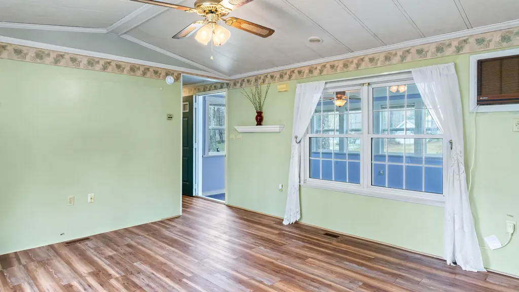 5 Westside Sebago Standish ME 04084