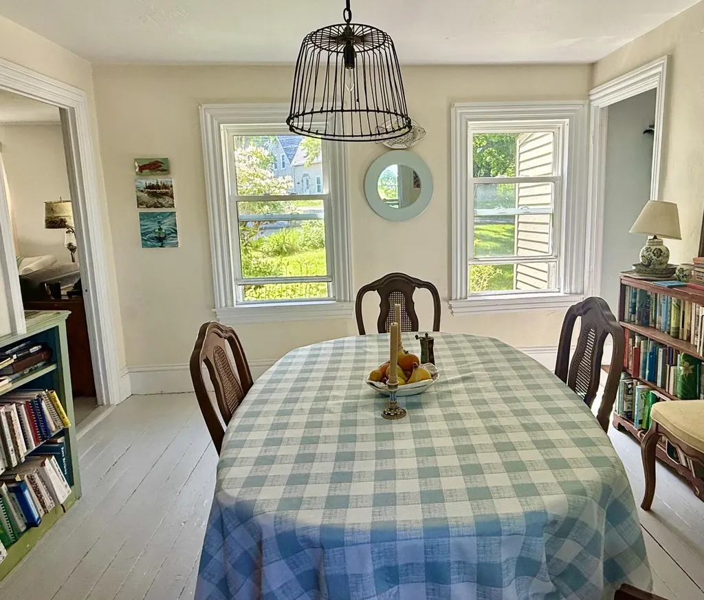 7 Mountain Street Vinalhaven ME 04863