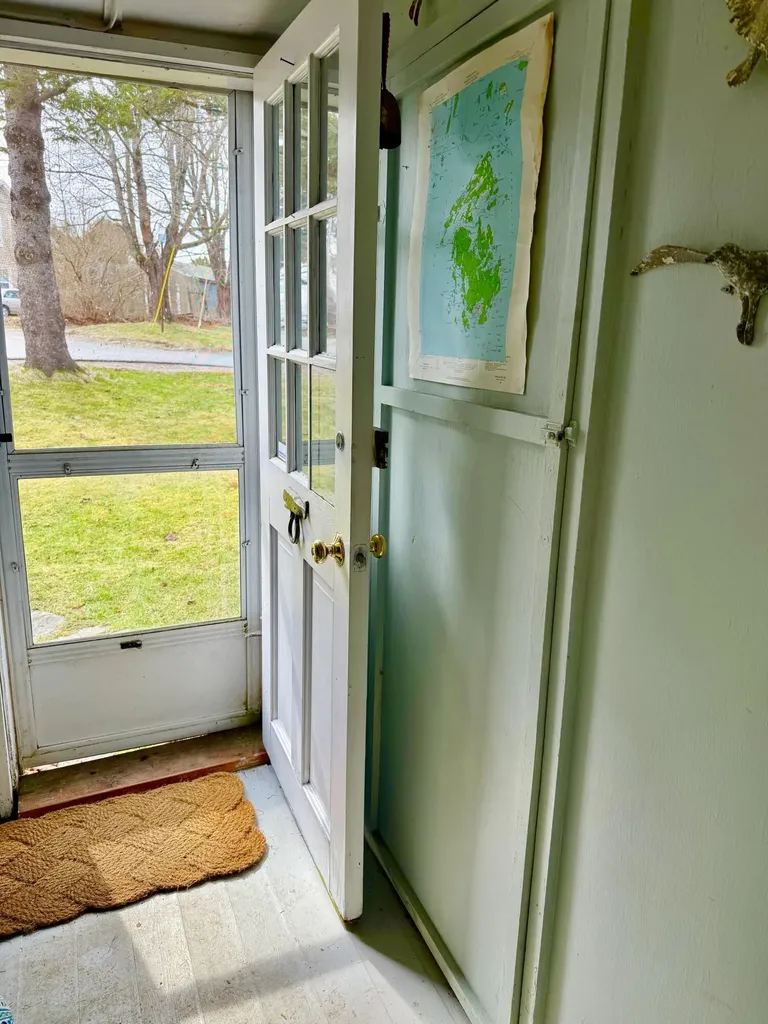7 Mountain Street Vinalhaven ME 04863