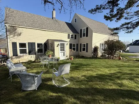 7 Mountain Street Vinalhaven ME 04863