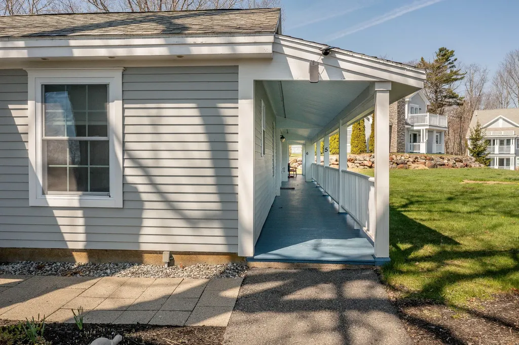 6 Hilltop Drive Rockport ME 04856