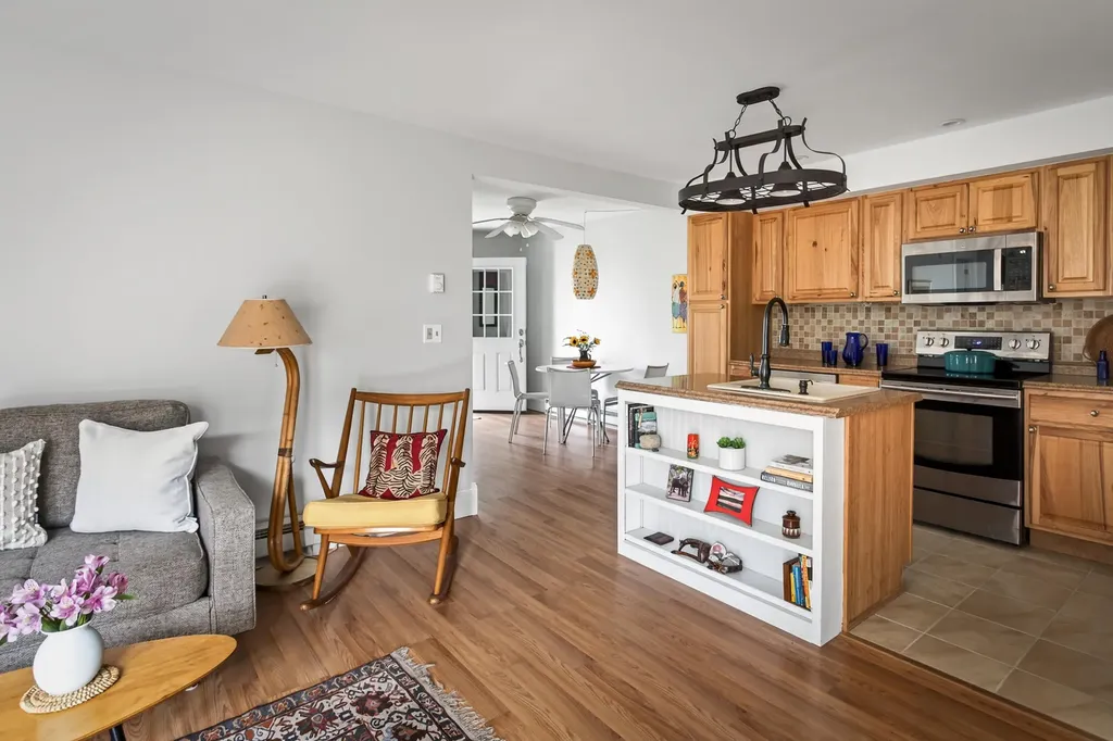 6 Hilltop Drive Rockport ME 04856