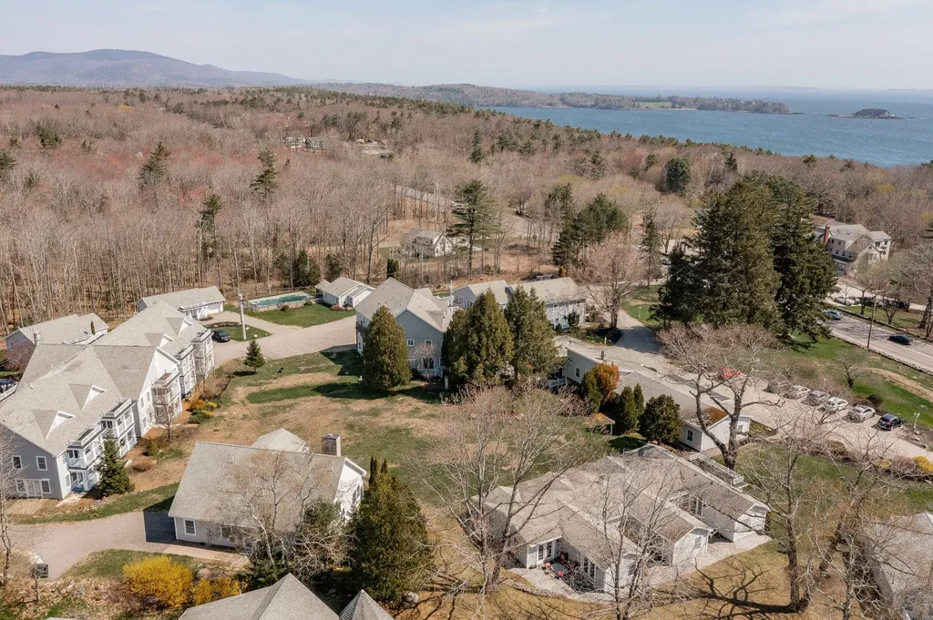 6 Hilltop Drive Rockport ME 04856