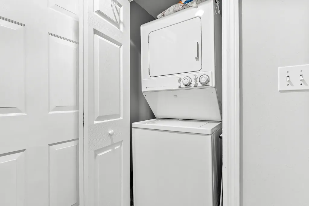33 Stratford Place Kennebunk ME 04043