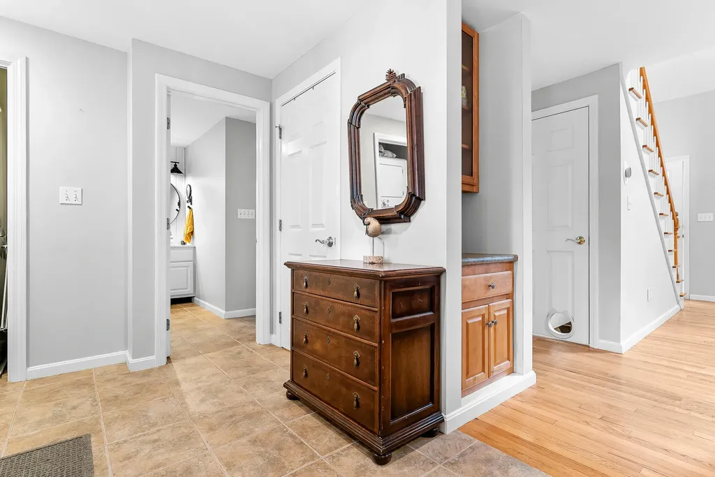 33 Stratford Place Kennebunk ME 04043