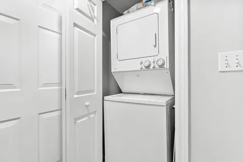 33 Stratford Place Kennebunk ME 04043