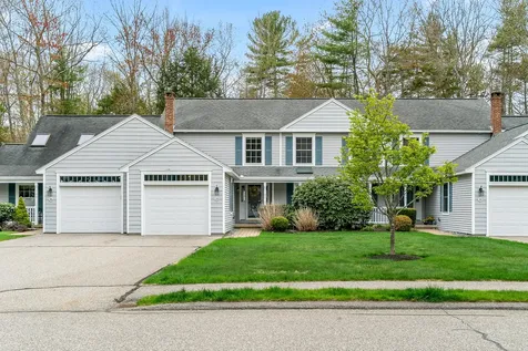33 Stratford Place Kennebunk ME 04043