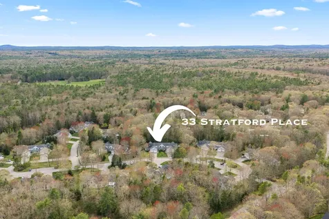 33 Stratford Place Kennebunk ME 04043