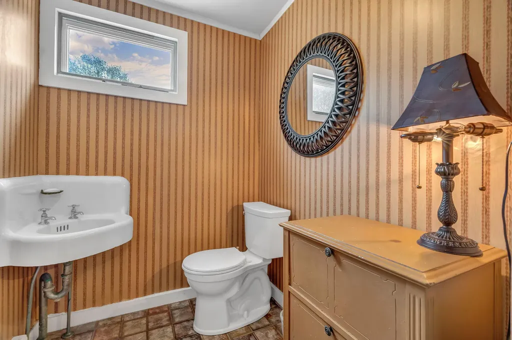 84 Johnson Road Gorham ME 04038