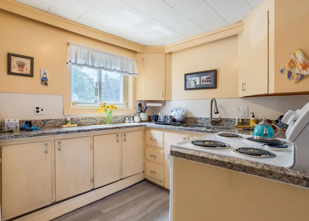 84 Johnson Road Gorham ME 04038