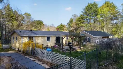 62 North Street Mechanic Falls ME 04256