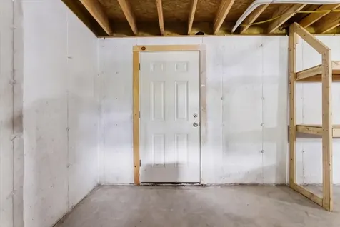 18 Coolidge Avenue Saco ME 04072