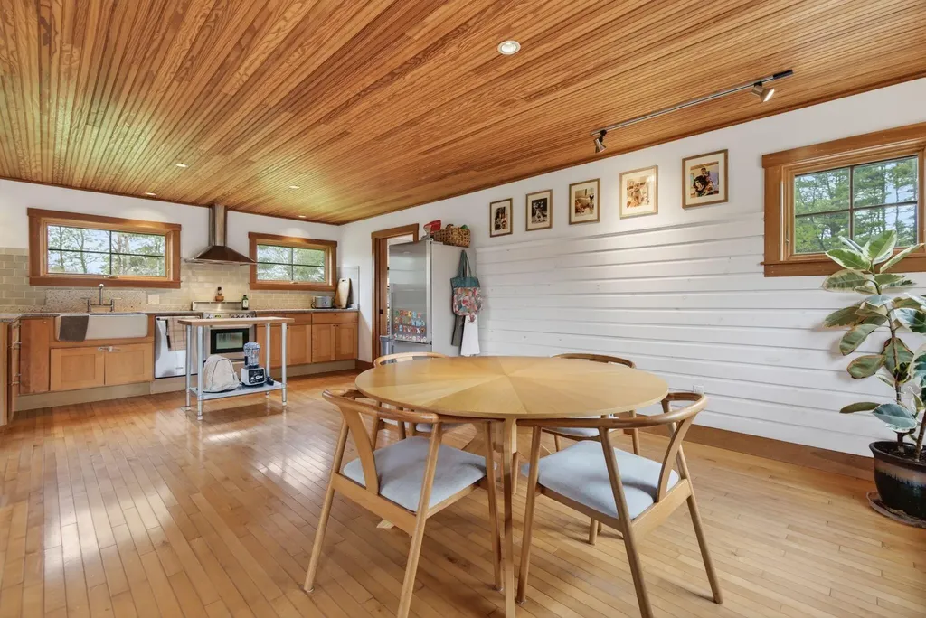 21 Frye Drive Cumberland ME 04021