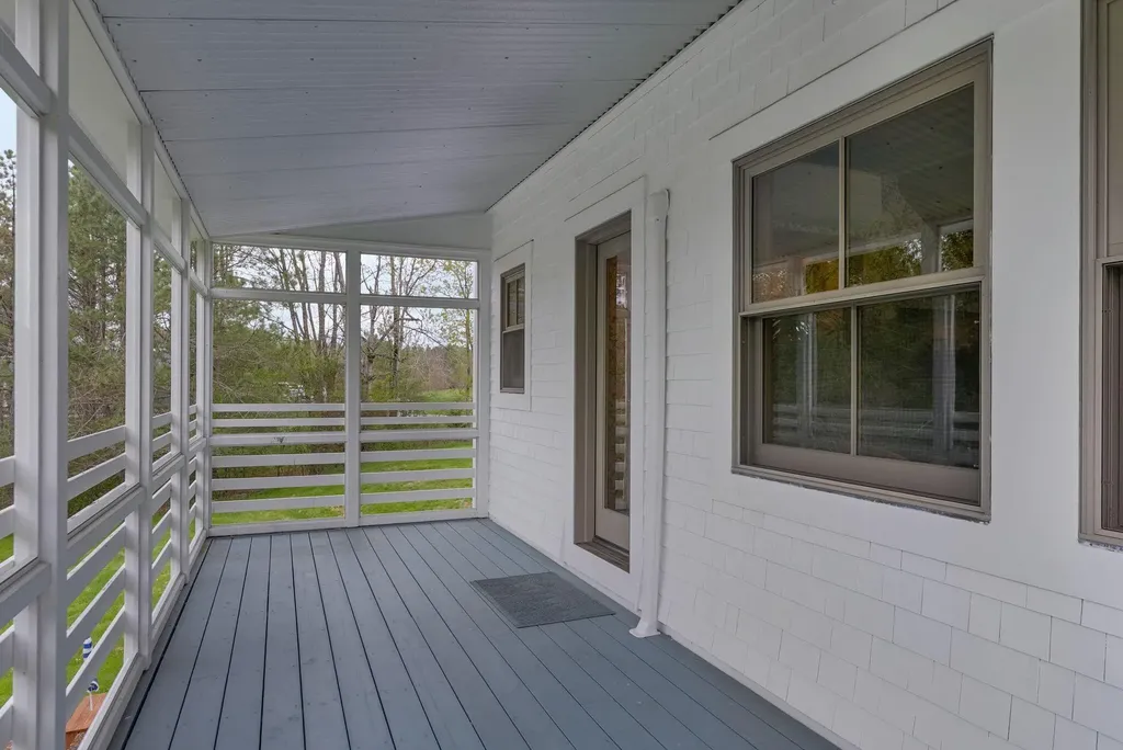 21 Frye Drive Cumberland ME 04021
