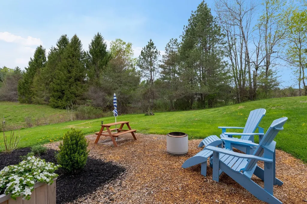 21 Frye Drive Cumberland ME 04021