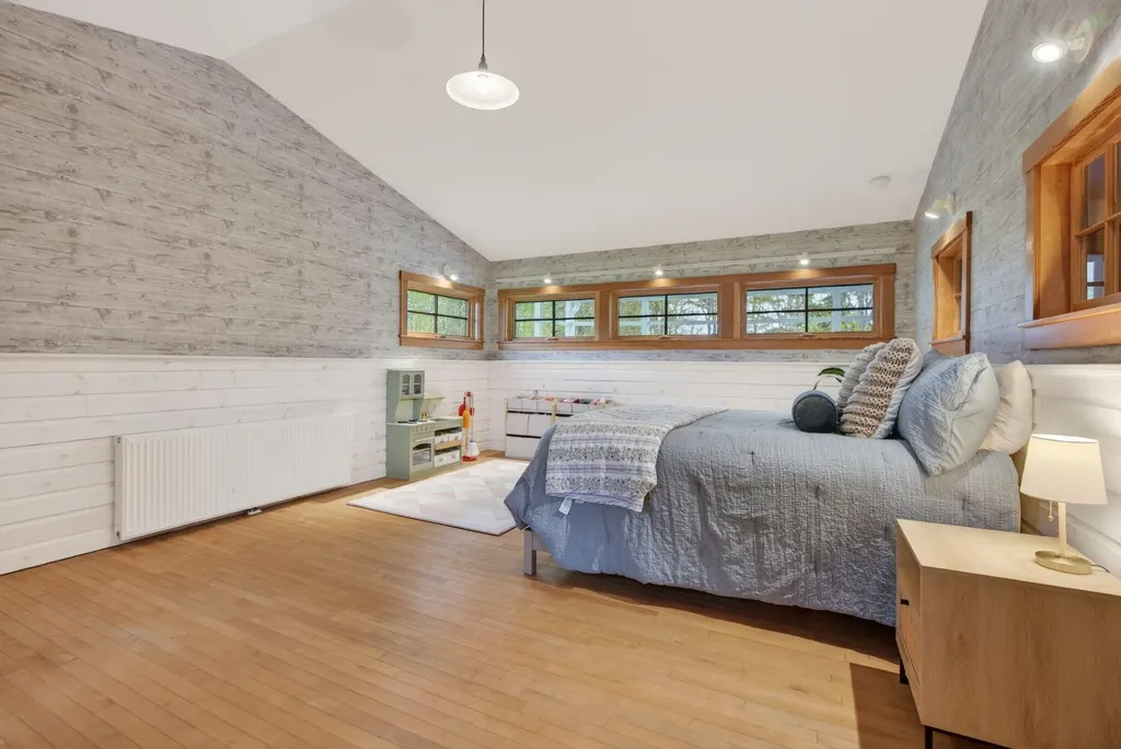 21 Frye Drive Cumberland ME 04021