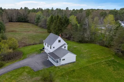 21 Frye Drive Cumberland ME 04021