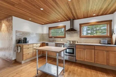 21 Frye Drive Cumberland ME 04021