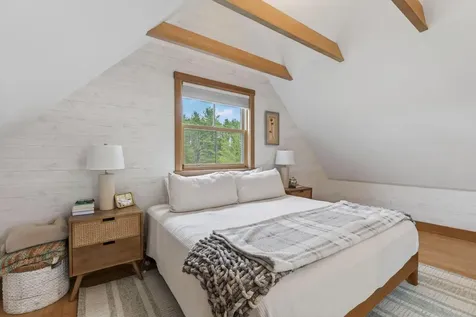 21 Frye Drive Cumberland ME 04021