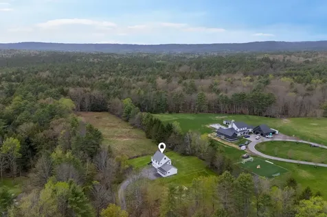 21 Frye Drive Cumberland ME 04021