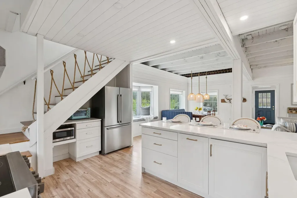 17 Sea Road Kennebunk ME 04043