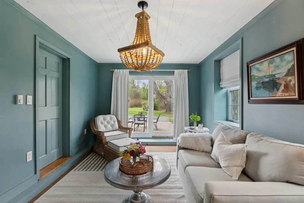 17 Sea Road Kennebunk ME 04043