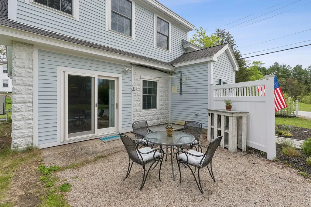 17 Sea Road Kennebunk ME 04043