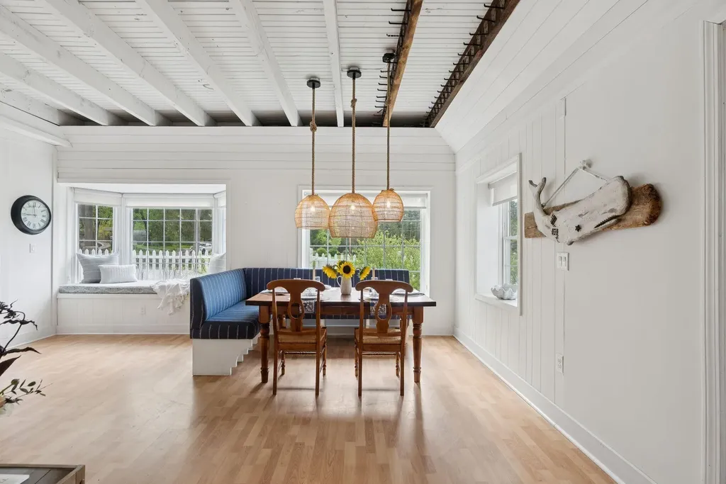 17 Sea Road Kennebunk ME 04043