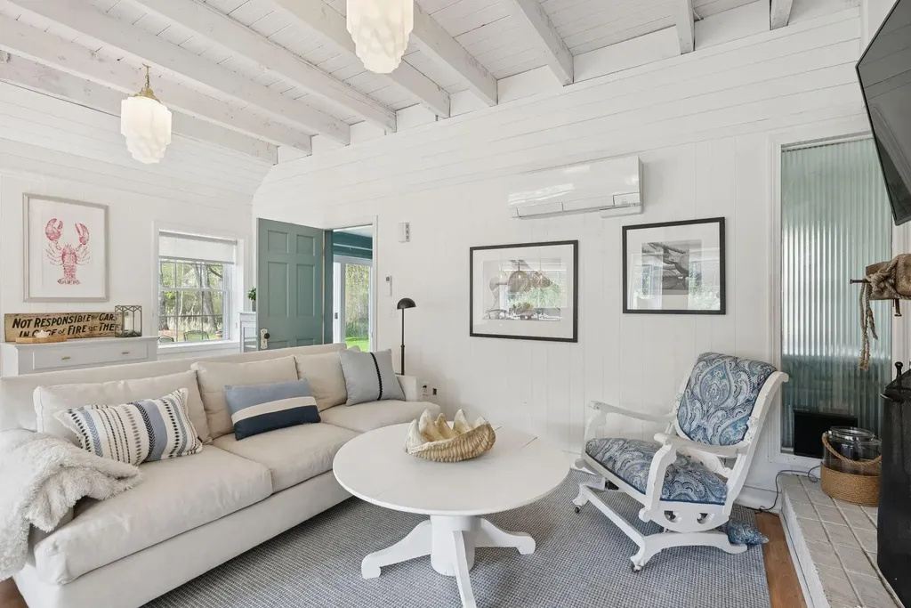 17 Sea Road Kennebunk ME 04043