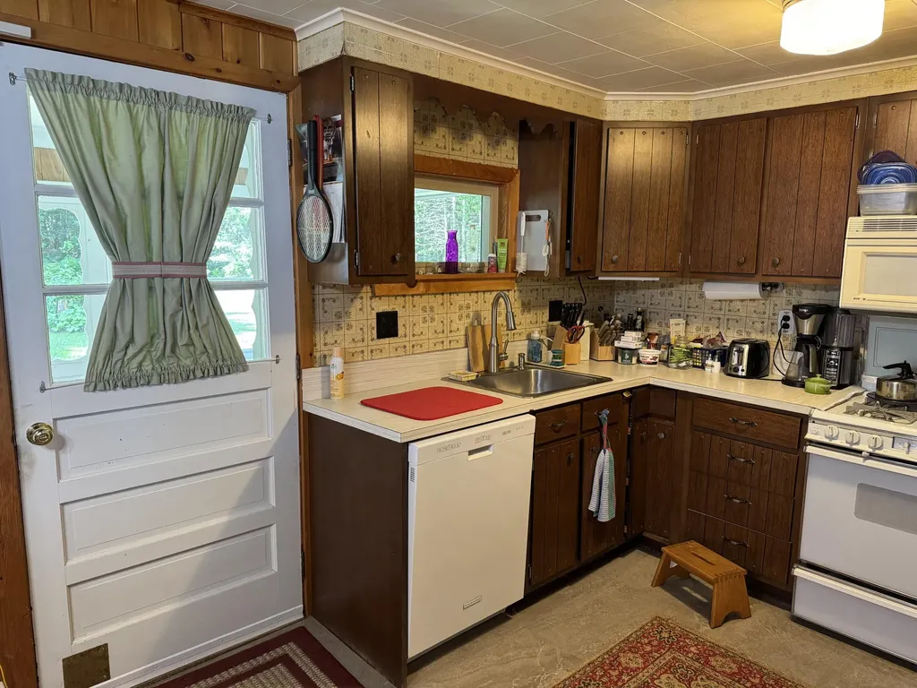 736 West Road Portage Lake ME 04768