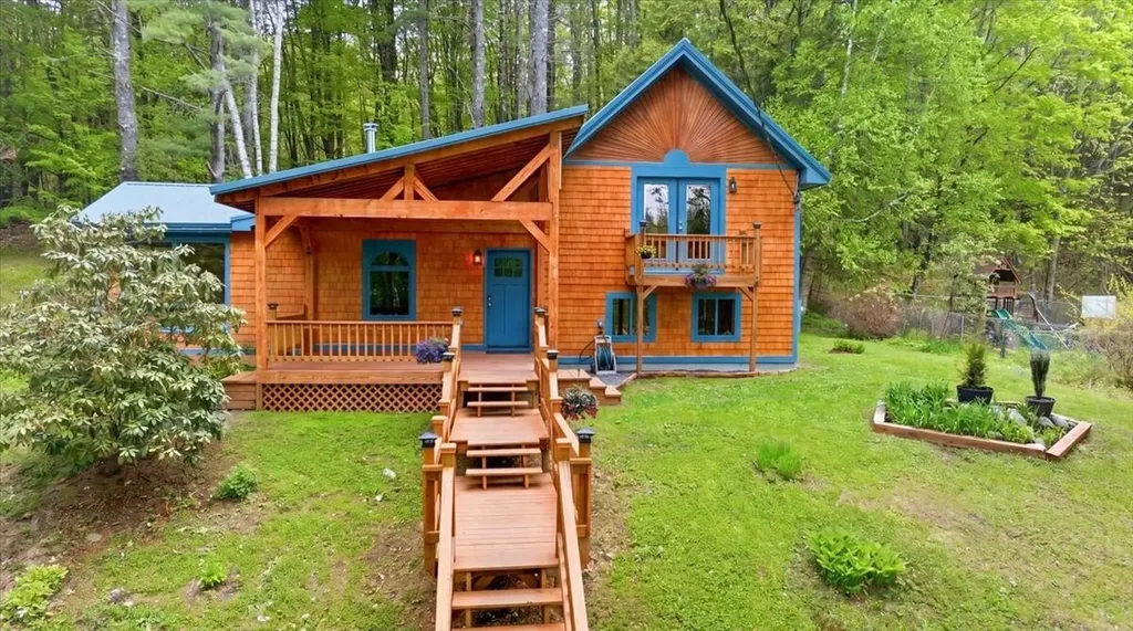 203 Belgrade Road Oakland ME 04963