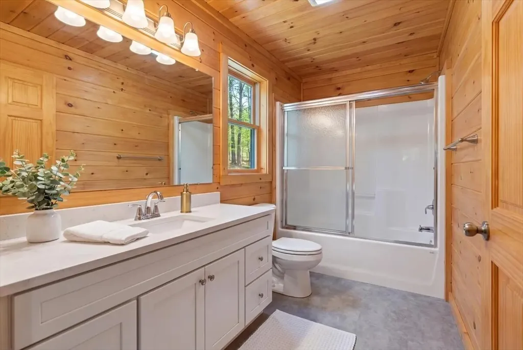 203 Belgrade Road Oakland ME 04963