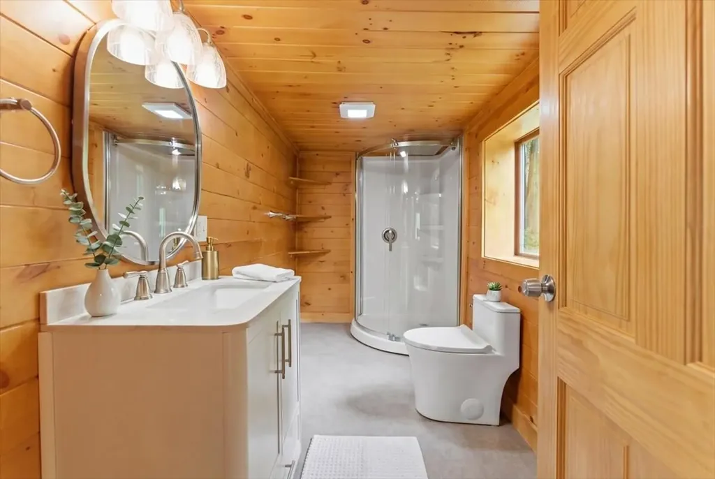 203 Belgrade Road Oakland ME 04963